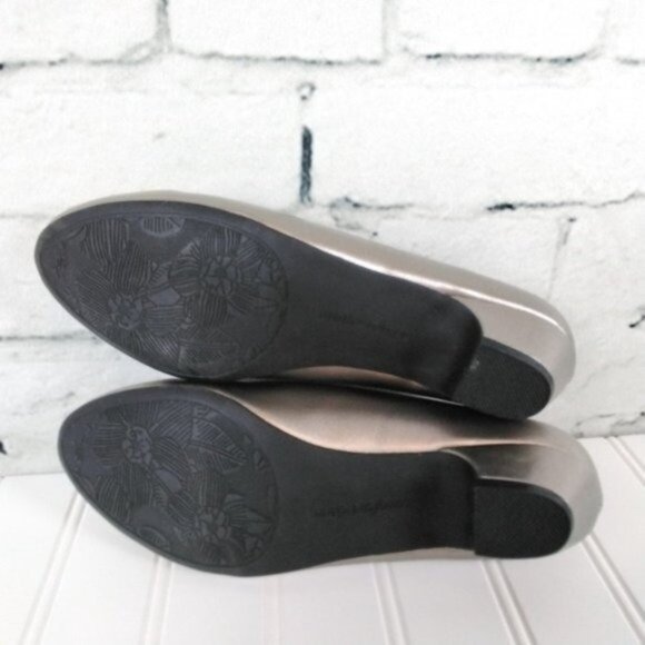 Comfortview Haley Low Heel Comfort Shoes In Bronze Size 7W, 7.5WW - Picture 6 of 8